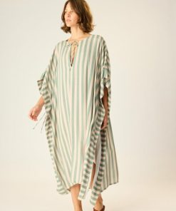 Claudagordon.shop320c6f4ff4 1