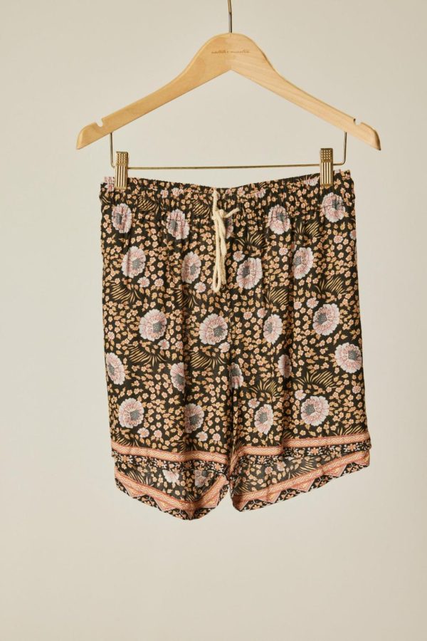 Claudagordon.shop572473ec19 1