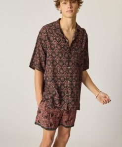 Claudagordon.shop5c4a5009ea 4