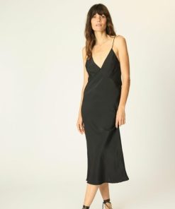 Claudagordon.shop790773d66d 4